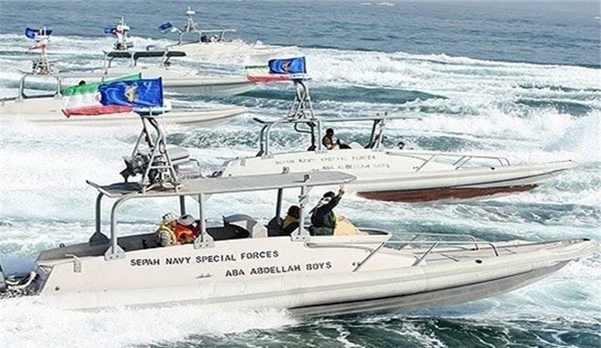Iran’s IRGC Speedboats Humble US Warships: Top Commander