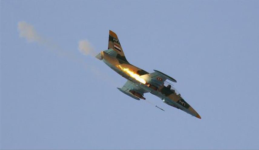 Syrian Fighter Jets Destroy ISIS Command Center in Hama Province