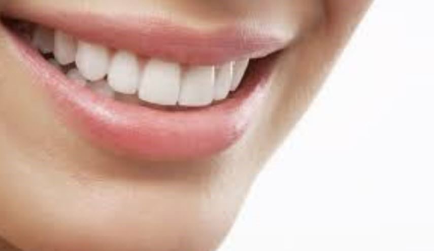 تاثیر برخی عادتهای نادرست بر خرابی دندانها