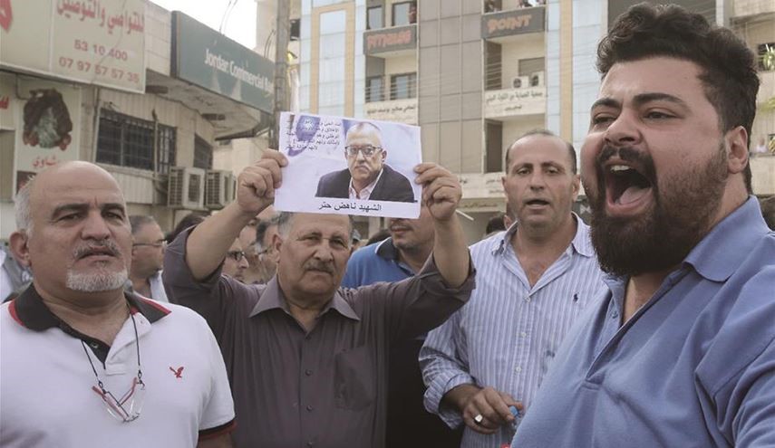 صحف عربية تندد باغتيال الكاتب الأردني ناهض حتر