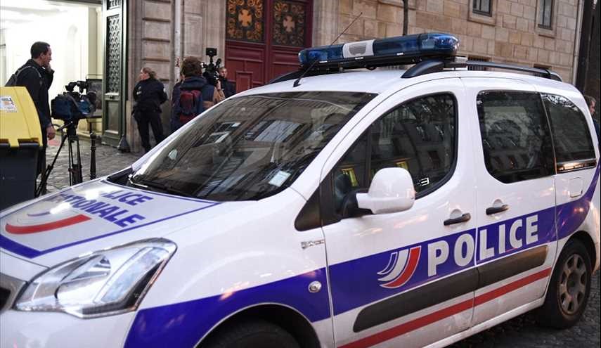 Kardashian Robbed Millions in Paris By Armed Assailants in Police Uniform