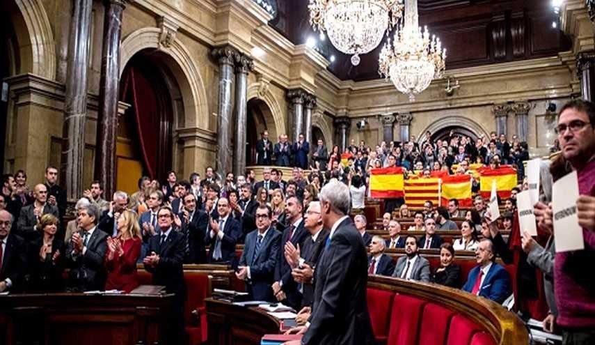 برلمان كاتالونيا يوافق على اجراء استفتاء على استقلال الاقليم