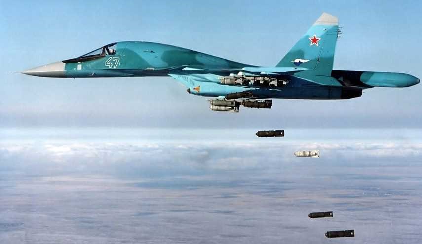 Russian, Syrian Warplanes Launch Heavy Airstrikes on Terrorists in Northern Hama