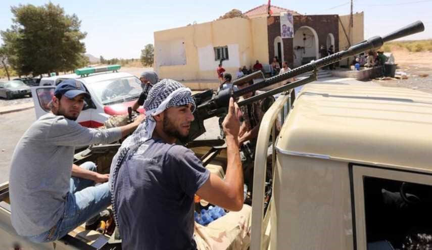 المسلحون يطيحون بحكومة الوفاق الوطني في طرابلس