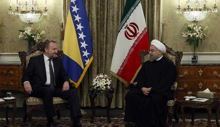 الرئيسان الايراني والبوسني يبحثان تطوير العلاقات الثنانية
