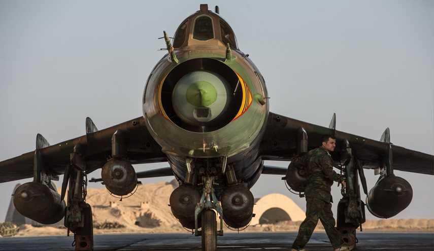 Syrian Air Force Hits Jeish Al-Fatah’s Long Convoy in Hama