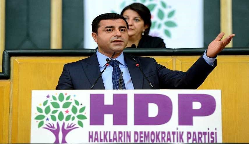 الأكراد: “نهاية للديموقراطية” في تركيا