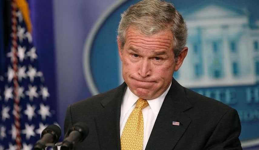 الرئيس الاميركي الاسبق جورج دبليو بوش صوت بورقة بيضاء