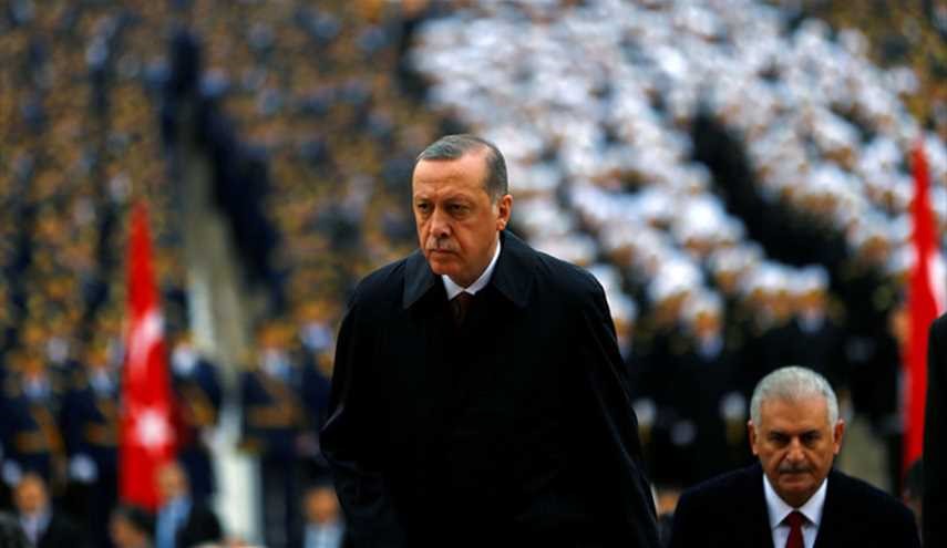 أردوغان يكشف عن حدود تركيا 