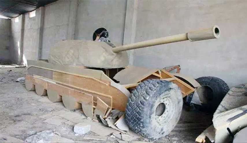 داعش با تانک‌های چوبی چه می کرد؟! +عکس