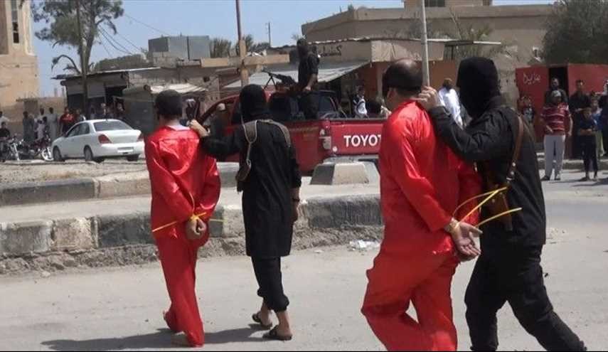 ISIS Executes 32 Civilians in Charge of Spying for Iraqi Forces in Mosul