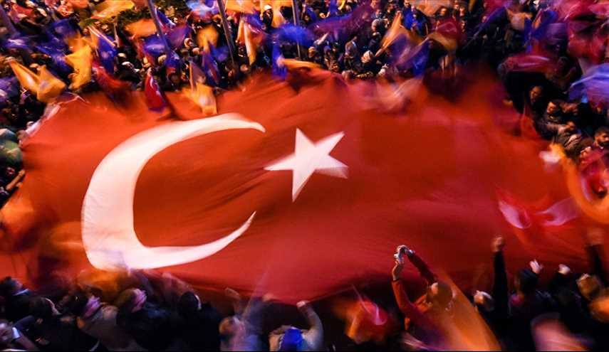 تظاهرات في تركيا احتجاجا على قانون 
