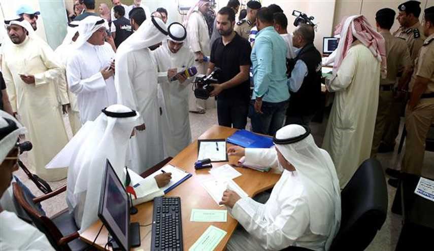Kuwaitis Head to the Polls to Vote for Members of Parliament