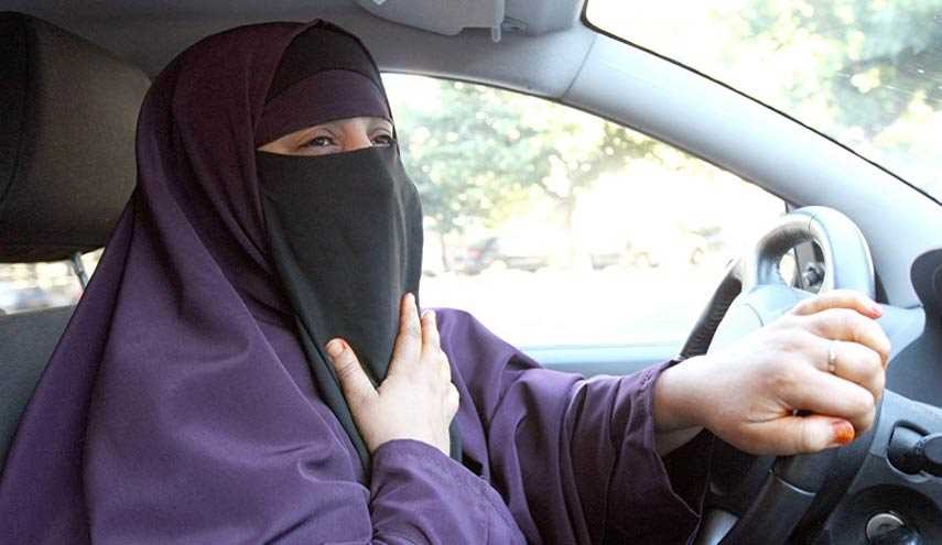 عقوبة قاسية لسعودي تنكر بملابس نسائية وقاد السيارة!