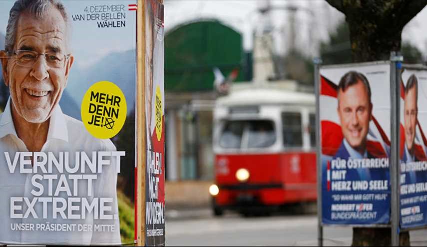 بدء التصويت في انتخابات قد تحمل يمينيا متطرفا الى الرئاسة في النمسا