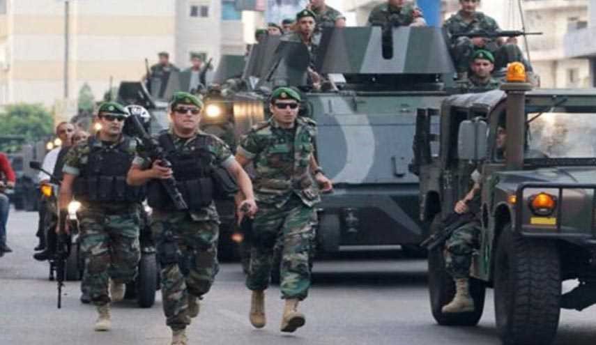 الجيش اللبناني يستهدف تحركات داعش في جرود رأس بعلبك
