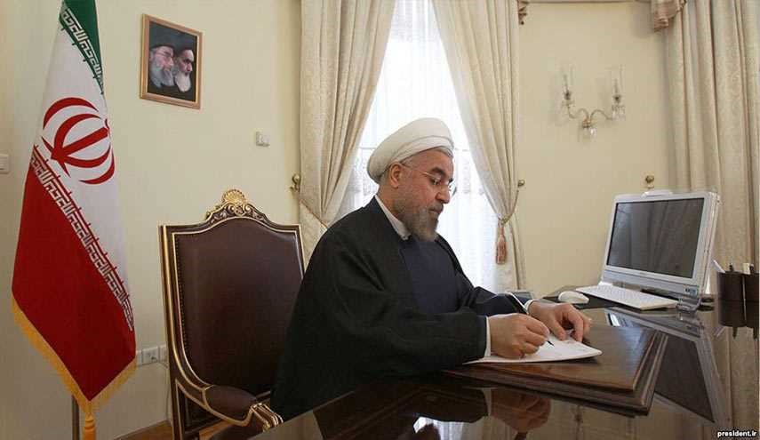 الرئيس الايراني يوعز بانتاج محرك ووقود نووي للنقل البحري