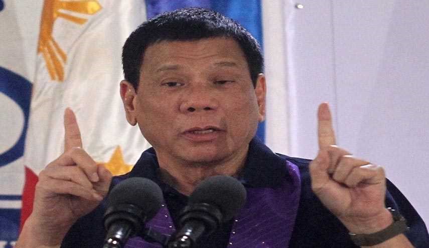 رئيس الفيليبين يهدد بالتخلي عن اتفاق دفاعي مهم مع واشنطن
