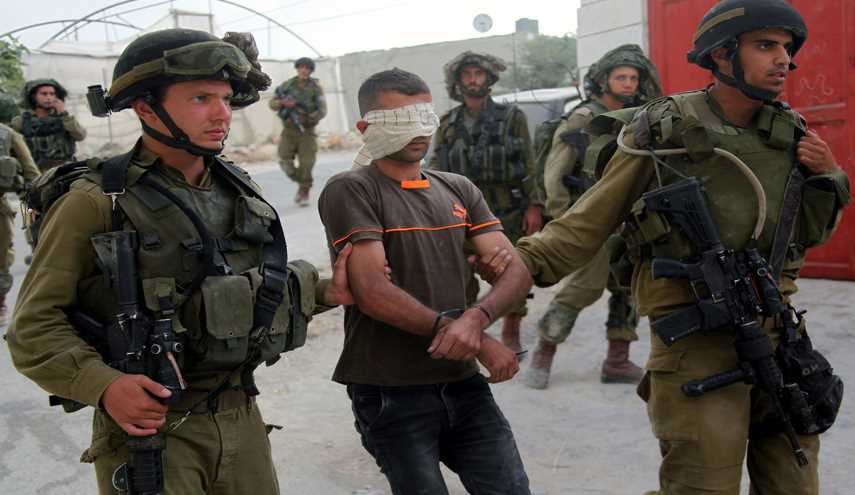 Zionist Forces Arrest 18 Palestinians in West Bank Raids