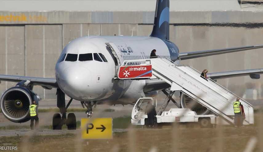 هواپیمای لیبیایی ... ربایش با سلاح تقلبی به مقصد رم