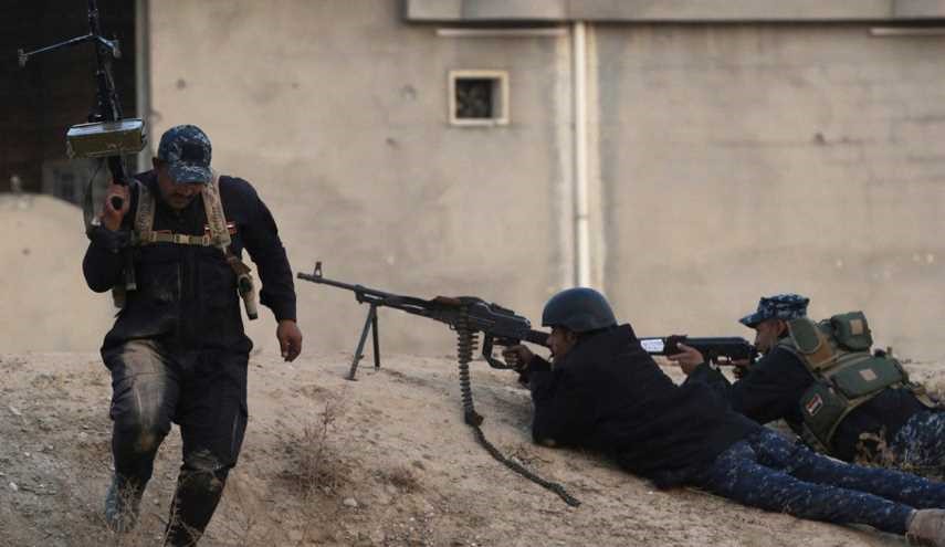 Iraqi Police Forces Storm ISIS Positions South of Mosul
