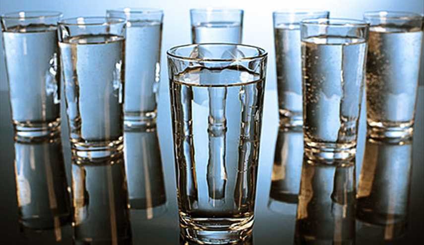 باوری نادرست در خصوص نوشیدن 8 لیوان آب در روز