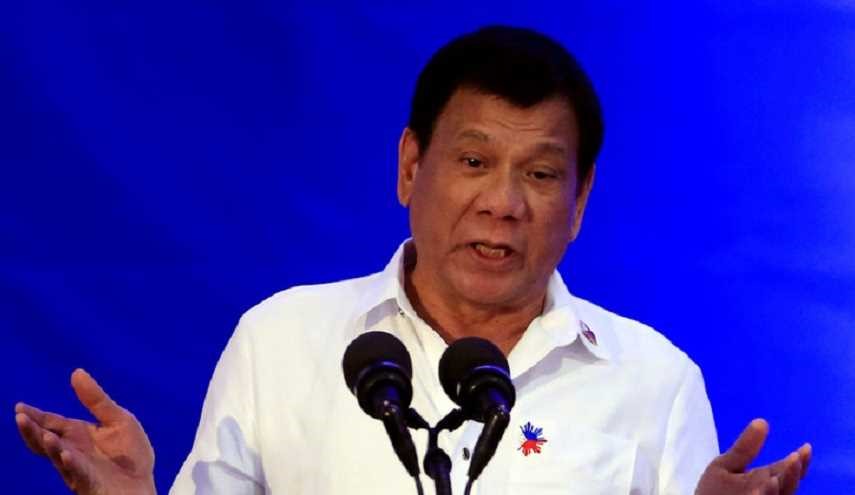 رئيس الفلبين يعترف بصلات بعض أقاربه بـ