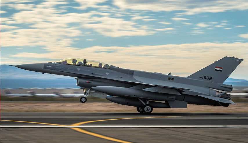 Iraqi Airstrikes Destroy Daesh Quarters, Equipment in Eastern Mosul