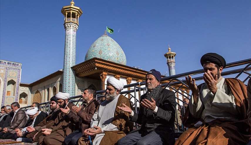 اقامه نماز طلب باران در شیراز/ تصاویر