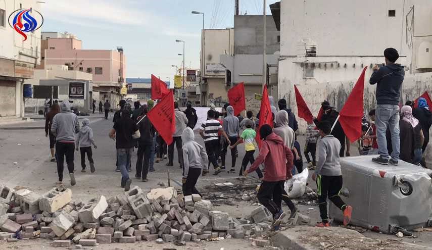 بالصور.. مواجهات بين محتجين والقوات البحرينية في النويدرات