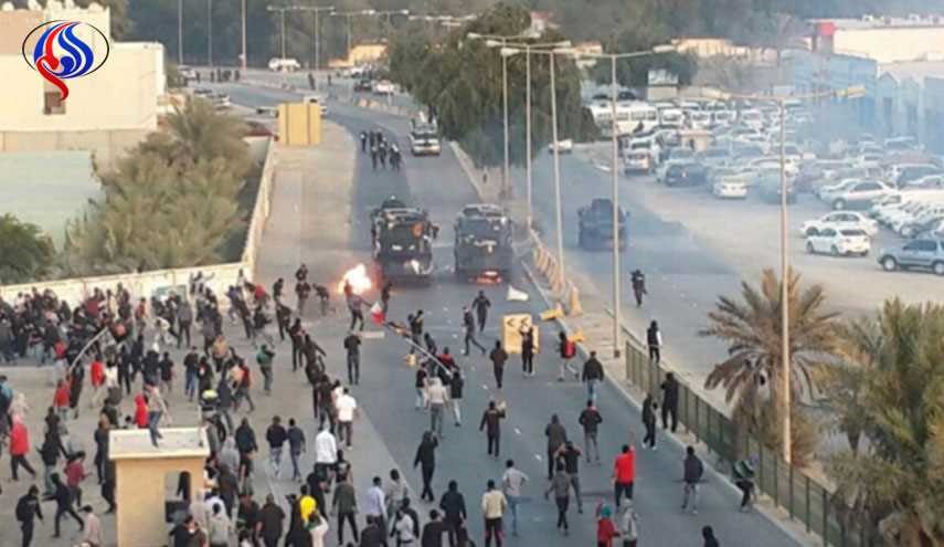 تظاهرات في ختام عزاء شهداء البحرين واشعال الشموع حزنا عليهم