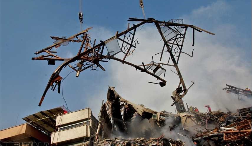 استمرارعملیات الانقاذ فی محل حادث مبنی بلاسکو