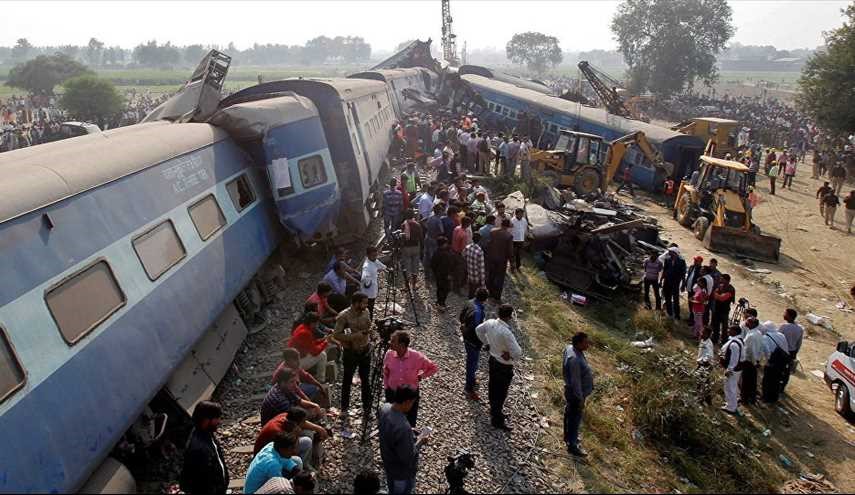 الهند: مقتل 26 شخصا على الاقل بخروج قطار عن القضبان