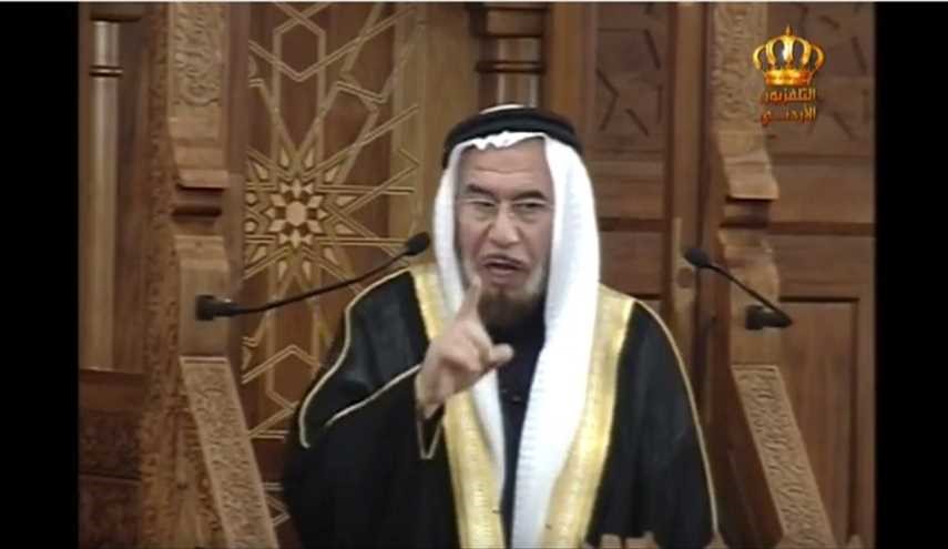 شيخ الحضرة الهاشمية يستقيل من جميع مناصبه بعد انتقاده ملوك عرب!
