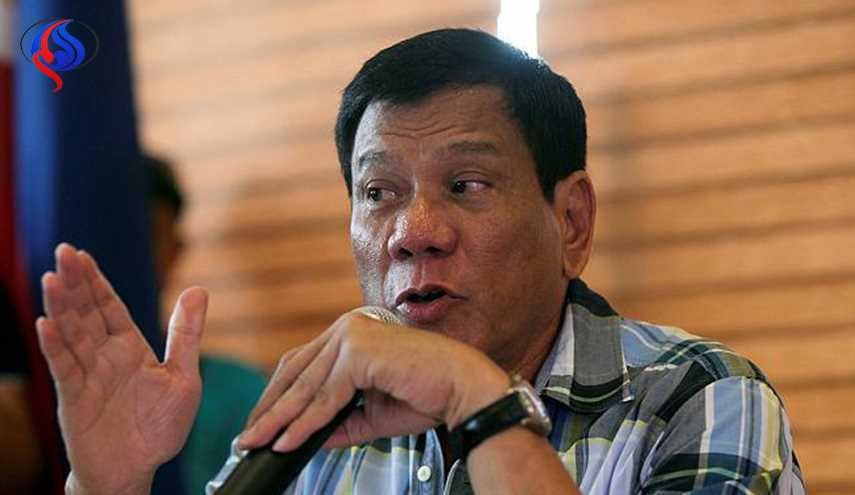 رئيس الفيليبين يمدد حربه ضد المخدرات