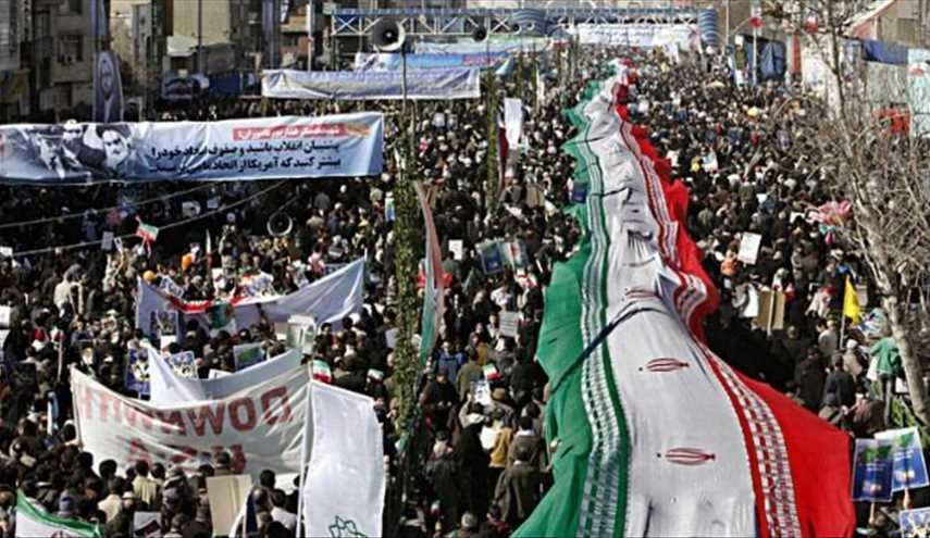 بذكرى انتصار الثورة الإسلامية .. الايرانيون يرفضون لغة التهديد والحظر