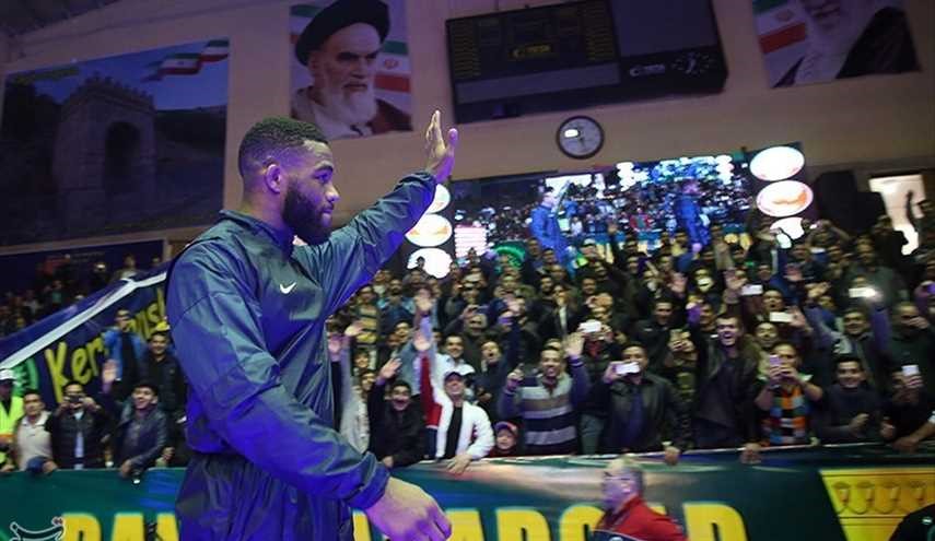 اليوم الأول لمباريات كأس العالم للمصارعة الحرة بمدينة كرمانشاه الايرانية