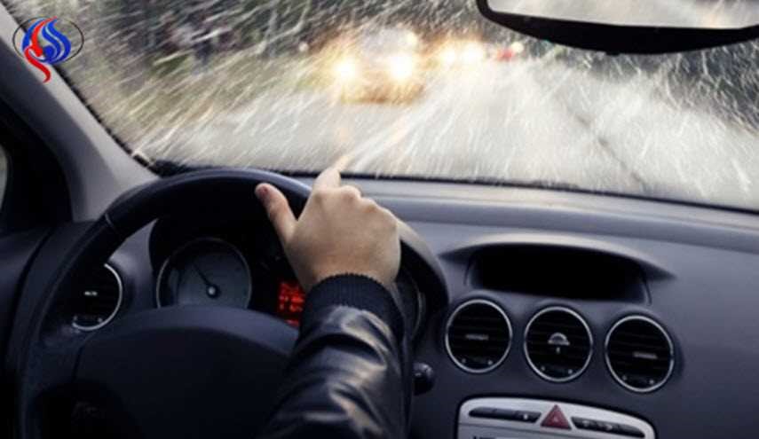 14 نصيحة لتجنب وقوع الحوداث أثناء قيادة السيارة تحت الأمطار