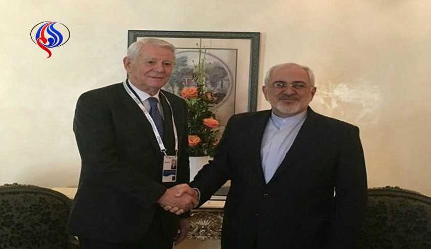 ظریف با وزیر خارجه رومانی در مونیخ دیدار کرد