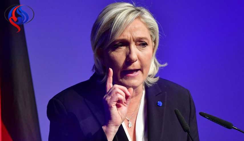 Two Close Le Pen Aides Arrested for 