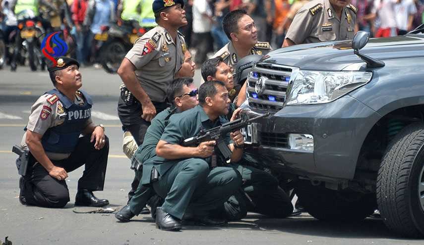 تبادل آتش پلیس اندونزی و یک تروریست مسلح