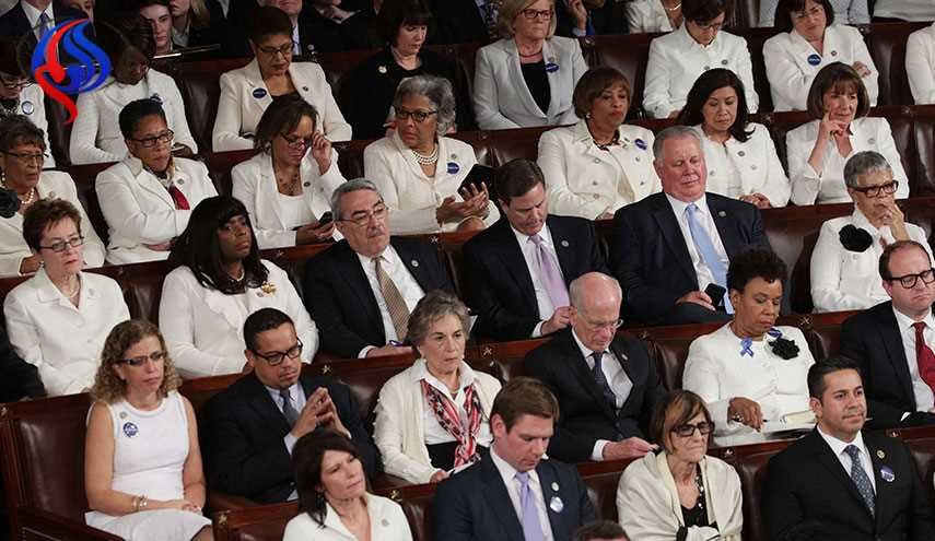 زنان دموکرات کنگره به این دلیل برای استقبال از ترامپ سفید پوشیدند!