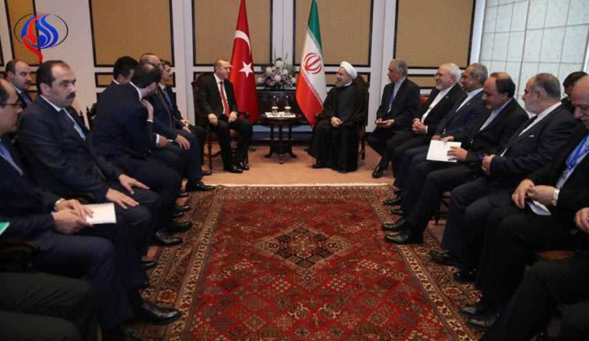 روحاني لأردوغان: نعارض اي انتهاك لسيادة دول المنطقة