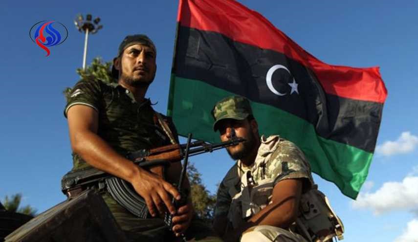 سیطرۀ گروهی مسلح بر یک پایانۀ صادرات نفت در لیبی