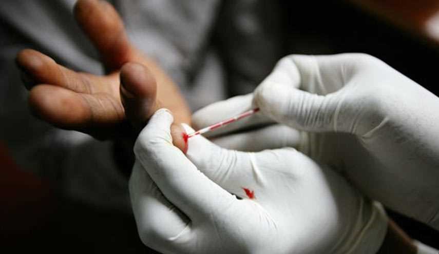سكان دولة عربية يتدافعون على مراكز فحص “الإيدز” لسبب غريب!