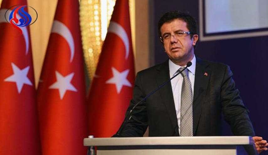بعد إلغاء فعاليتين له.. وزير الاقتصاد التركي يحضر حفلا موسيقيا
