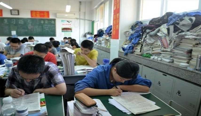 موجة انتحار تجتاح المدارس في الصين ..!