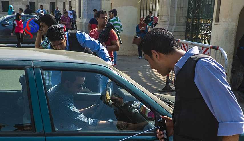 انفجار خودروی زرهی پلیس مصر در عریش