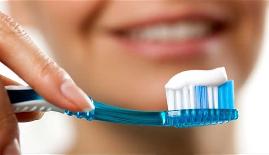 ما تأثير عدم تنظيف الأسنان قبل النوم ‏؟