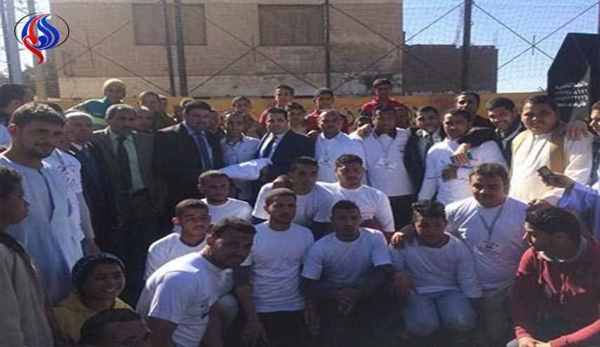 بالصور: 40 شابا مصريا بالمنيا يقدمون أكفانهم كمبادرة لمواجهة ظاهرة الثأر